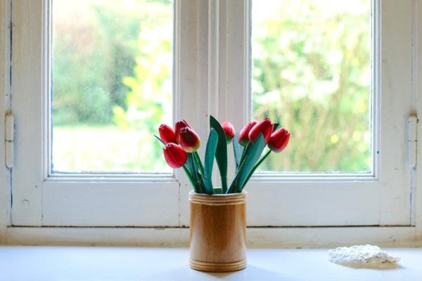 DIY Copper Pipe Magnet Vase