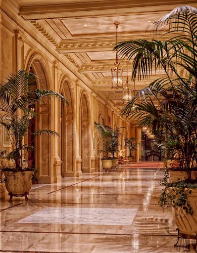 Hotel Owners: How to Decide on Hotel Key Cards
