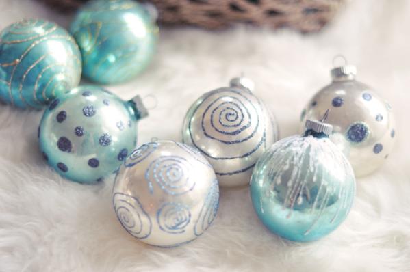 DIY Christmas Ornament Fridge Magnets